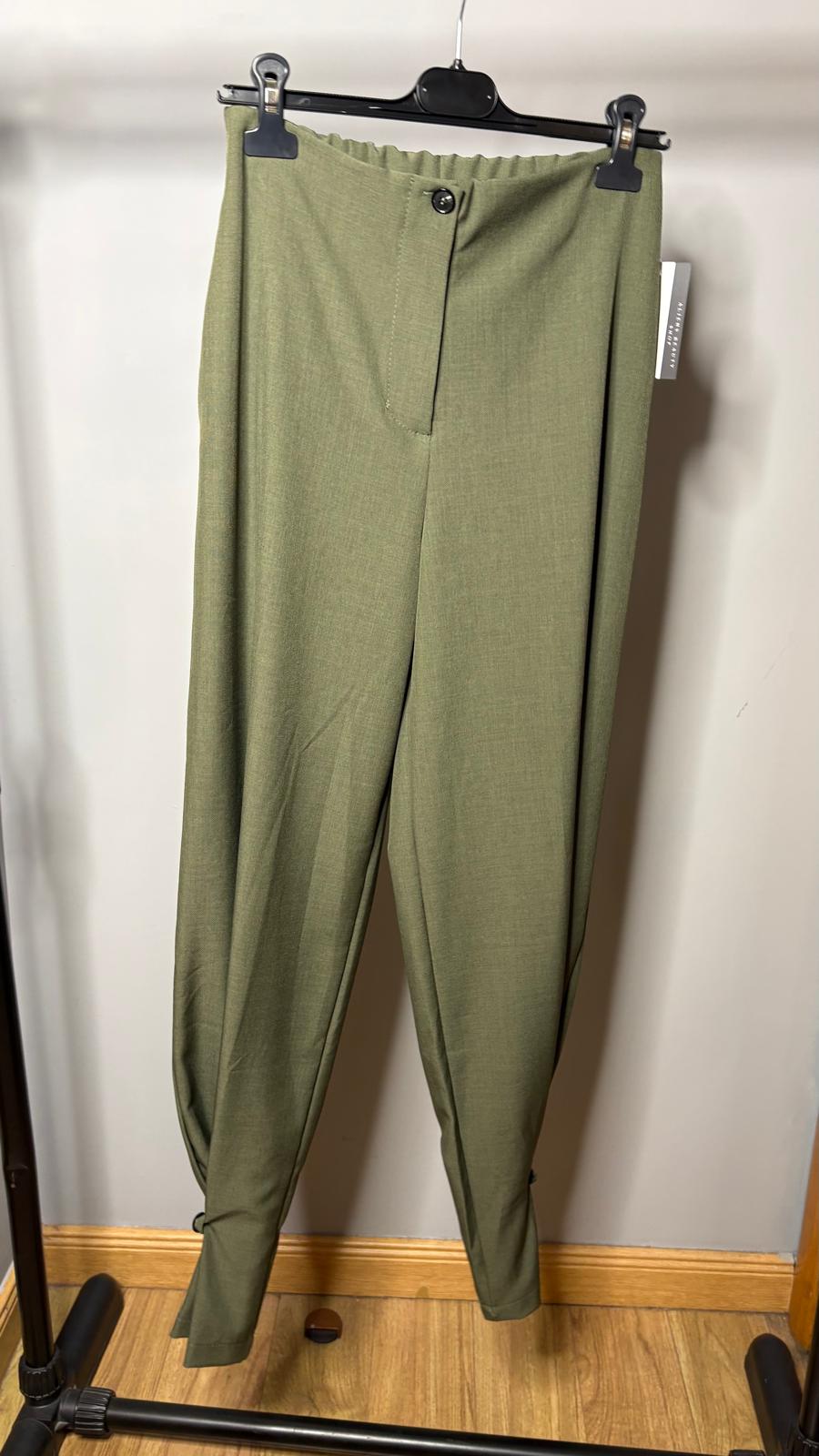 Pantalón Puño Botón